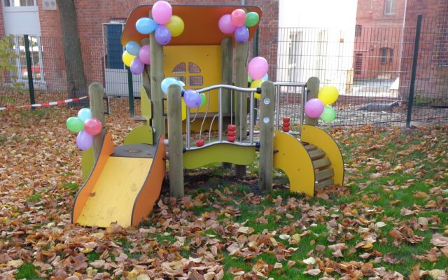 Das neue Spielhaus im BRK-Kindernestgarten