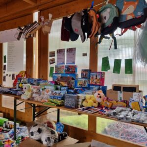 Tombolapreise beim Sommerfest im BRK-Kinderhaus Bayreuth