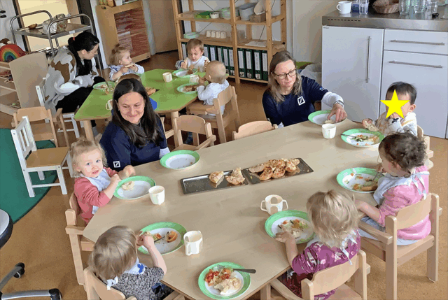 Mitarbeitende der Deutschen Bank verbrachten ihren „Social Day“ im BRK-Kindernest in Bayreuth.